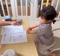 真剣な眼差しで、話を聞いている…！？（提供：＠te_to_ra__さん）