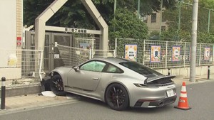 【速報】幼稚園にポルシェ突っ込む　園児にけがなし　仙台・青葉区