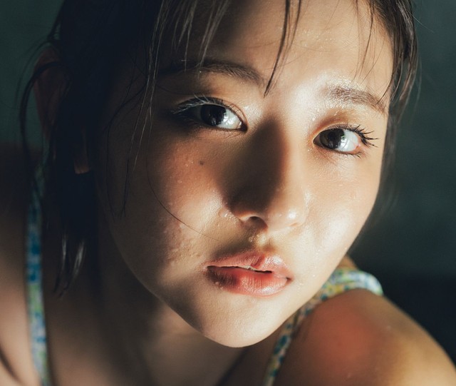 すみぽん1st写真集「offcourt（オフコート）」（扶桑社）アザーカット＝撮影：東京祐