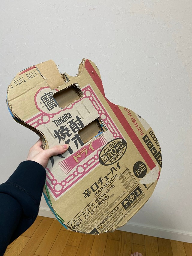 ボディーの骨組みは木で作っているそう（うんち踏ん張りザウルス）