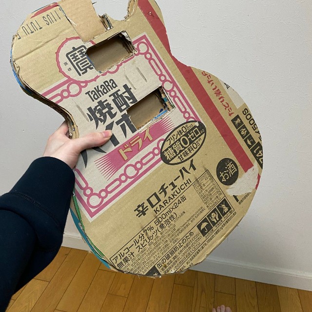 ボディーの骨組みは木で作っているそう（うんち踏ん張りザウルス）