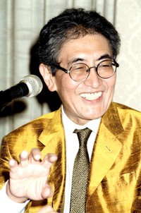 風祭ゆきのロマンポルノ挑戦を後押しした大島渚監督（１９９１年８月撮影）