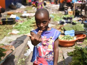 4億人が貧困生活のアフリカ　対岸の火事ではいられない