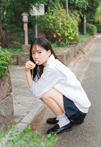 奥村桃夏 デジタル限定写真集「桃色最強伝説」（ワニブックス）より＝撮影：下田直樹
