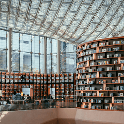 ソウル・江南にあるピョルマダン図書館　Photo by Tobias Reich on Unsplash