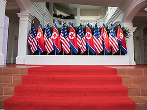 米朝首脳会談　「狂騒」後に必要な歴史の知恵