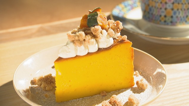 喫茶アポロ／かぼちゃのクランブルチーズケーキ