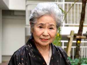 山本彩香さん「にちにいまし」インタビュー　沖縄の料理と暮らしの言葉伝えたい