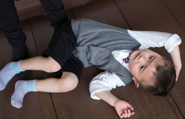 葬儀は子どもにとっても「非日常の空間」※画像はイメージです（Nii Koo Nyan/stock.adobe.com）