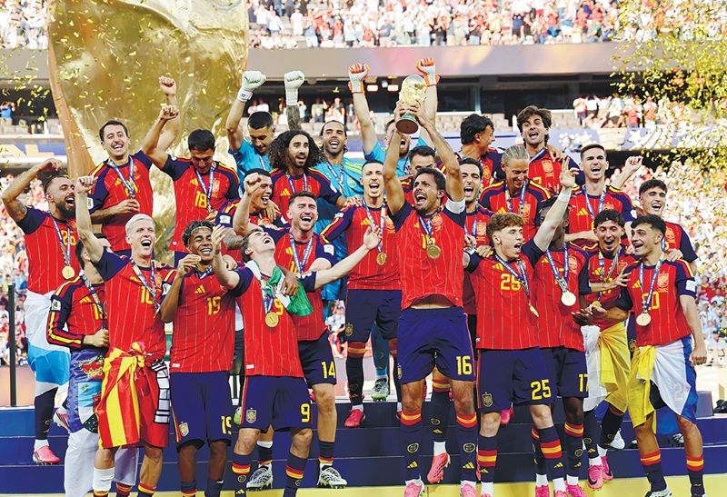 W杯 スペインが優勝 | 朝日小学生新聞 | 朝日中高生新聞