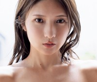 三田悠貴（撮影／唐木貴央　ヘアメイク／哘絵美子　スタイリング／佐賀愛衣）