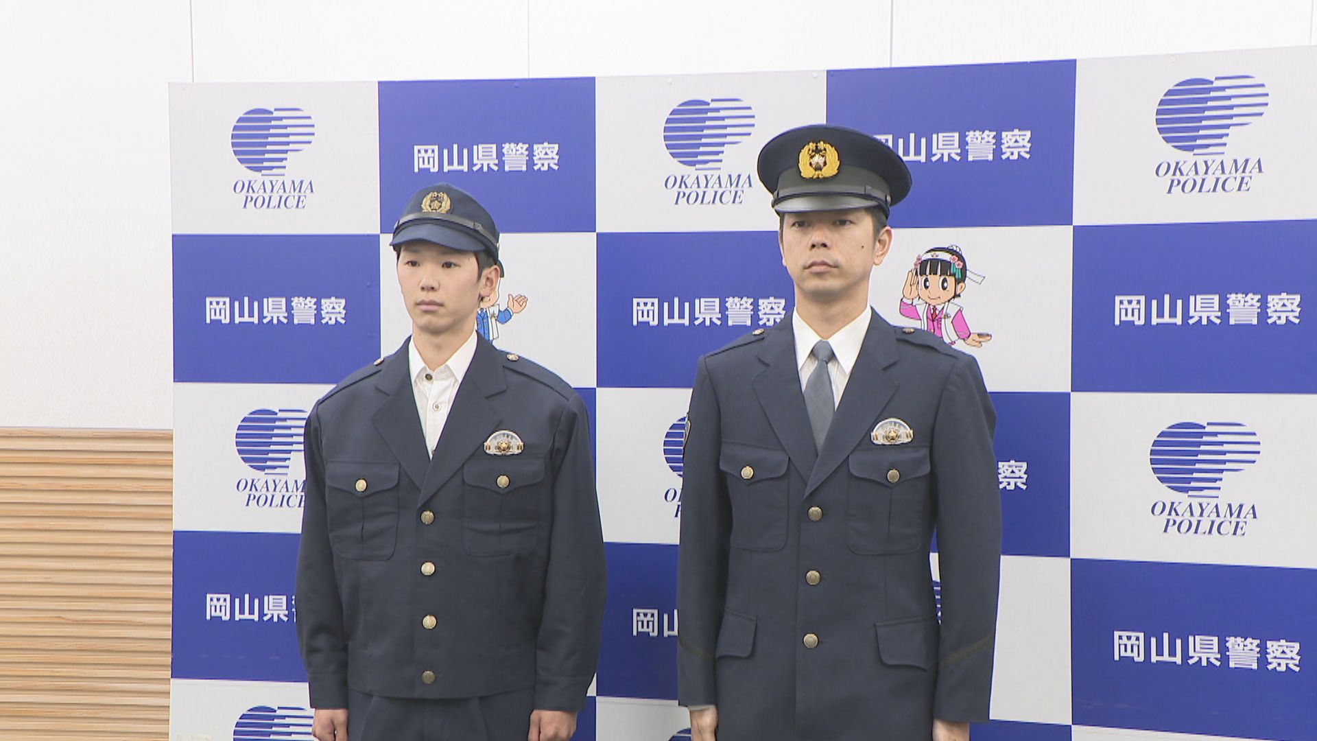 岡山県警 警察官の活動服が11月からノーネクタイに「引っ張られてけが