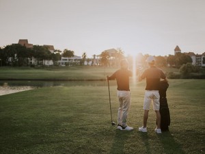 故人の遺品にゴルフ会員権を発見　相続税の評価額はどう計算すれば良い？