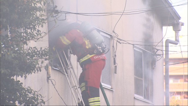 仏壇のろうろくが原因？岡山市で2階建てアパート全焼