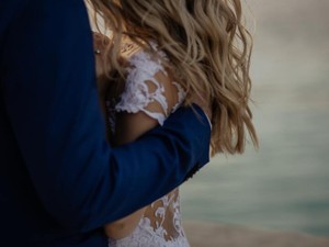 【厳選】20代女性が結婚したいホンネ？「家賃が安くなるから」「式挙げたいだけかも」「相手を探さなくて済む」
