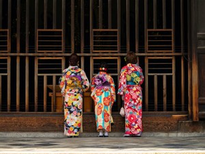 着物を楽しむ若者への「かわいそうに」。自分らしく着て、何が悪い