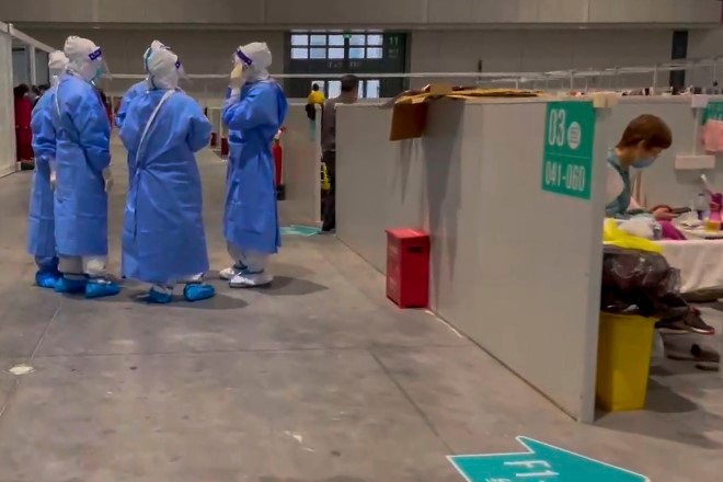 Shanghai quarantine: 24-hour lights, no hot showers | The Asahi Shimbun: Breaking News, Japan News and Analysis - Vimarsana News