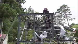 地震被害の伊達政宗公騎馬像　修復のため東京へ搬出へ