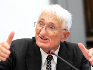 追悼・ハーバーマス　失われた「普遍的知識人」の像　細見和之