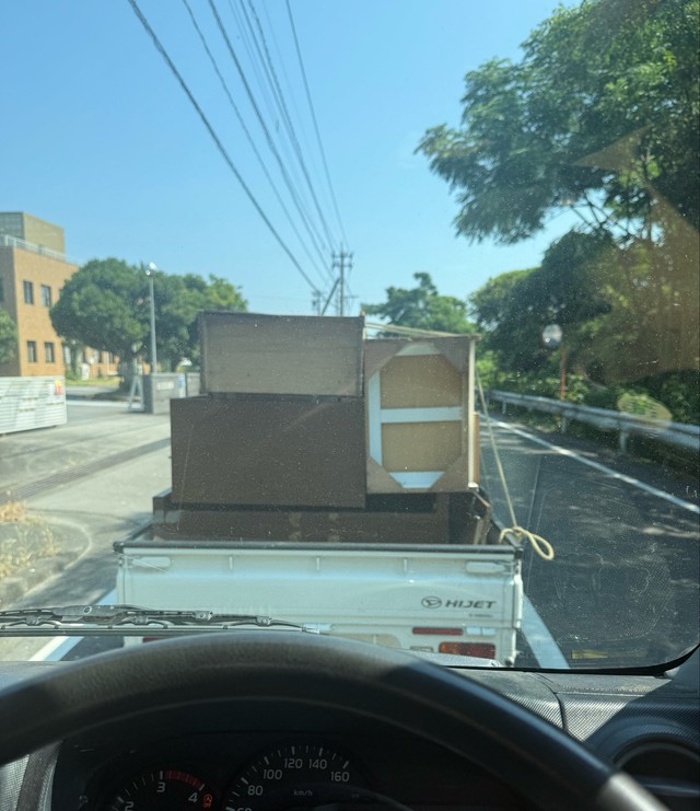 災害ゴミ出しに来たが…2時間半待ち、車200台いるよう（「たかきのバナナ」さん提供）