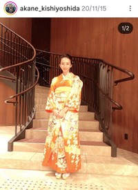 岸茜(@akane_kishiyoshida)さんのインスタグラムより