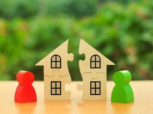相続した土地を共有名義にする3つのメリットとは？デメリットや共有状態の解消方法も解説