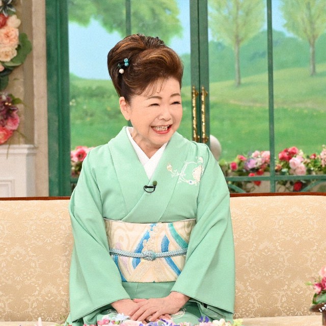 「徹子の部屋」  中村美律子＝テレビ朝日提供