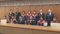 高松市の女性消防隊が全国大会で優秀賞　市長に報告