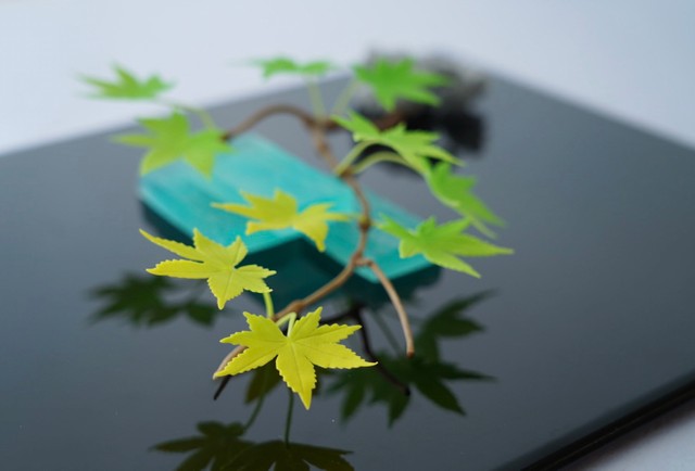 野田さんが作った「盆景菓子」。季節や自然の美しさを和菓子で立体的に表現する（野田さん提供）