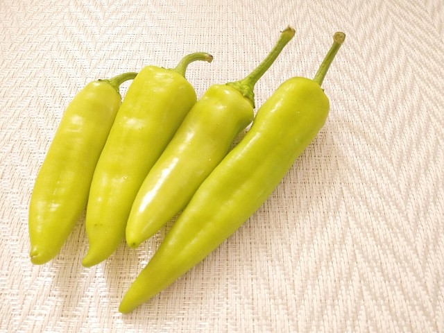 バナナペッパーとも呼ばれます