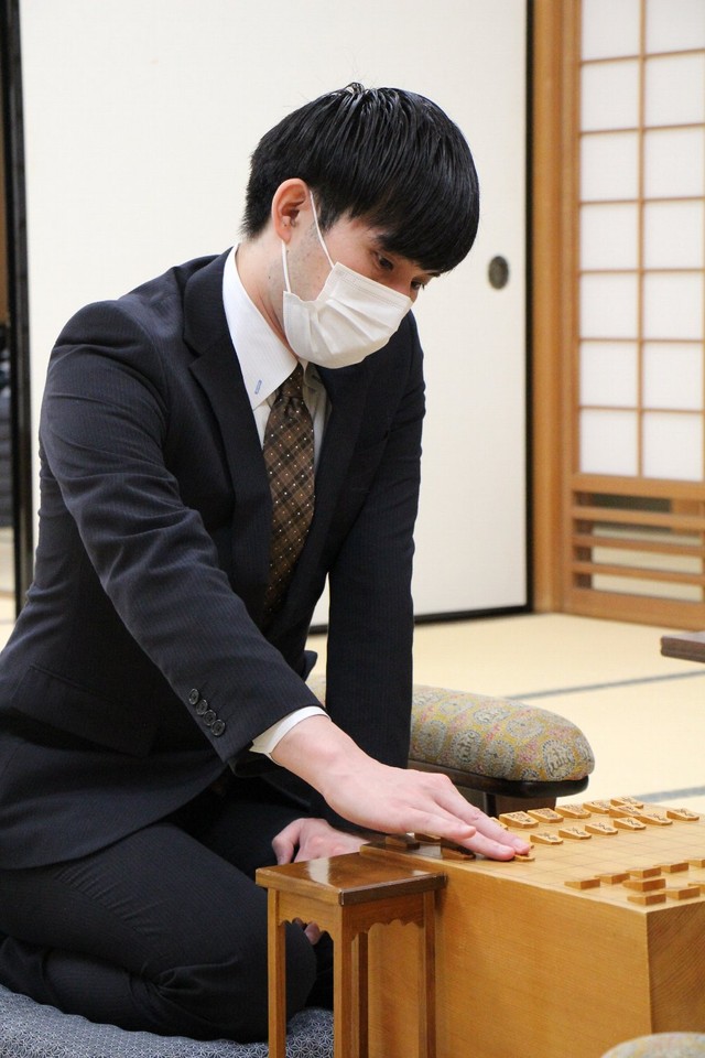 小山怜央さん（日本将棋連盟提供）