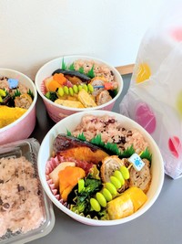 誕生日に作って持って行った「お赤飯」／maki-chiさん（@makichi226）提供