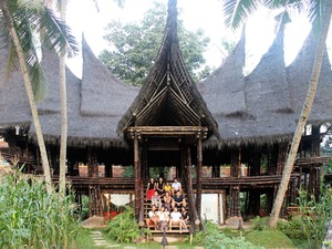 バリ島には、社会課題の解決を目指す人々が集まっている