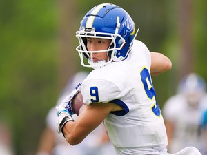 関西学院大WR川﨑耀太郎　病を乗り越えラストシーズンへ、QB星野秀太と誓った約束