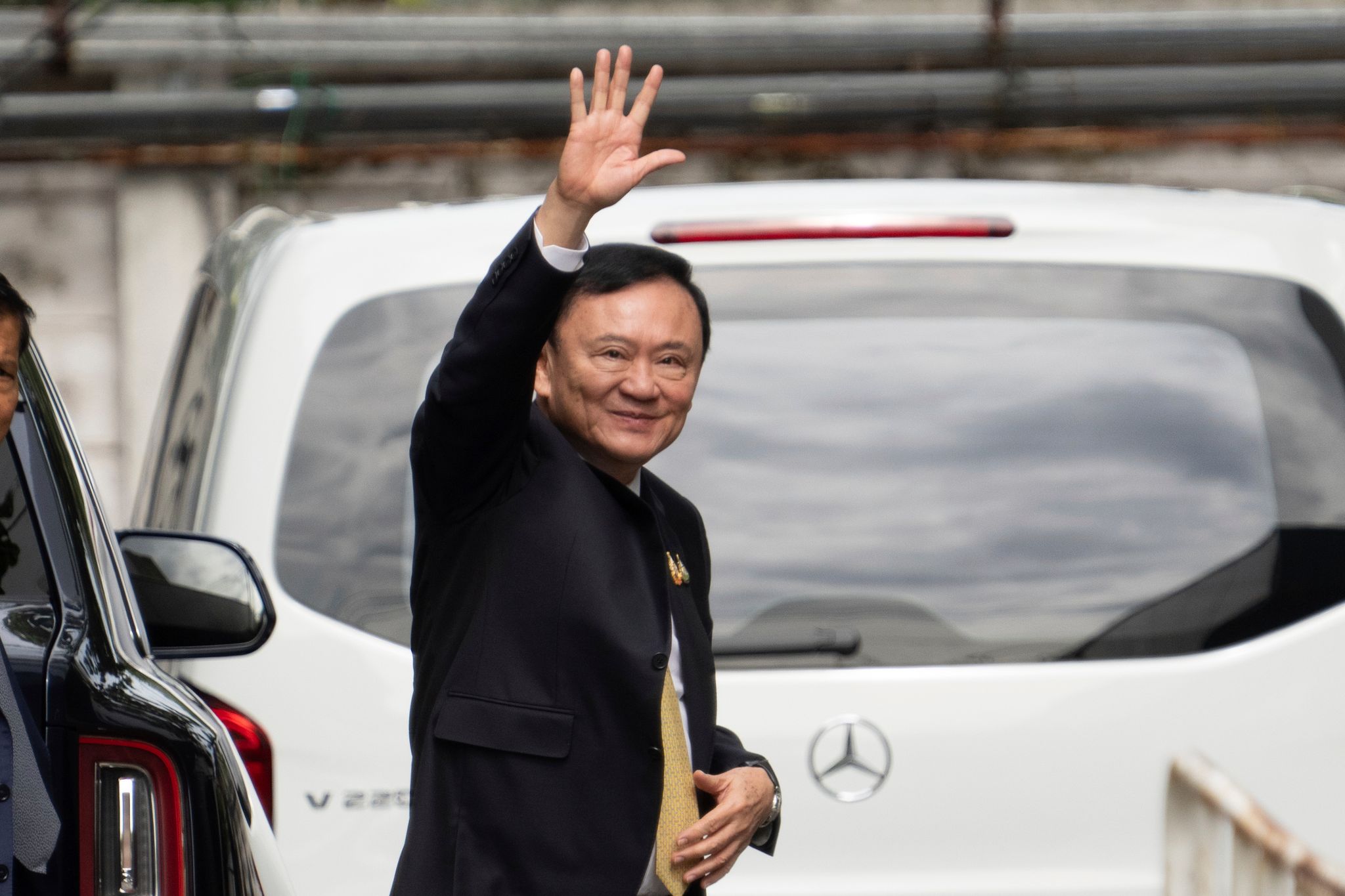 Former PM Thaksin returns to Thailand ahead of court ruling that could ...