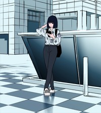 現在、漫画家アシスタントをしながら、商業漫画連載を準備中という中山さん。自身の写真集を出版している