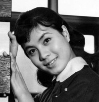 大空真弓