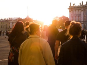 「チェリー」とあだ名を付けられ処女っぽく演じた。呼び名に合わせて自分を変えてしまう
