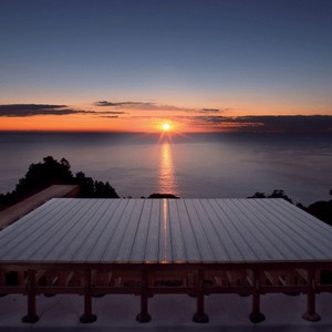 四季の移ろいを体感できる、壮大なアート施設。