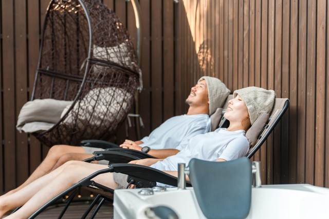 ホテルや旅館を選ぶときに、温泉やサウナの有無を重視する？　※画像はイメージです（buritora/stock.adobe.com）