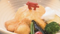 豊浜サービスエリア・上り線の「天空の鳥居」をイメージしたチキンカツ丼