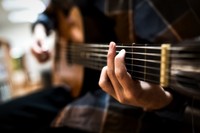 防音室で、周囲を気にせず演奏したいものですね ※画像はイメージです（makieni/stock.adobe.com）