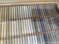 こんなにも細やかな色の違いが（黒幕横丁さん提供）