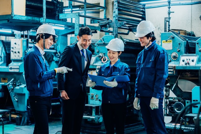 機械業界における平均年収ランキングの1位は？　※画像はイメージです（maroke/stock.adobe.com）