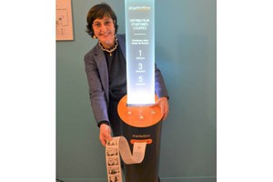 待ち時間に小説を　世界を魅了するフランス発「物語の自販機」　コッポラ監督も出資