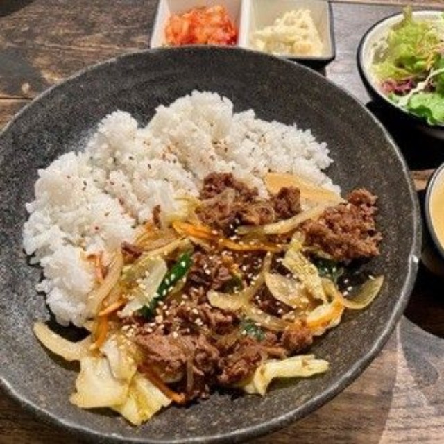 丸岡いずみアナウンサーのアメーバブログより