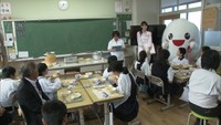香川県のブランド米「おいでまい」　小学校で出前講座　香川・多度津町