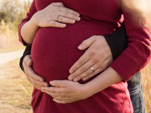  夫と手を繋いだことも、セックスをしたこともない私は、間もなく出産する