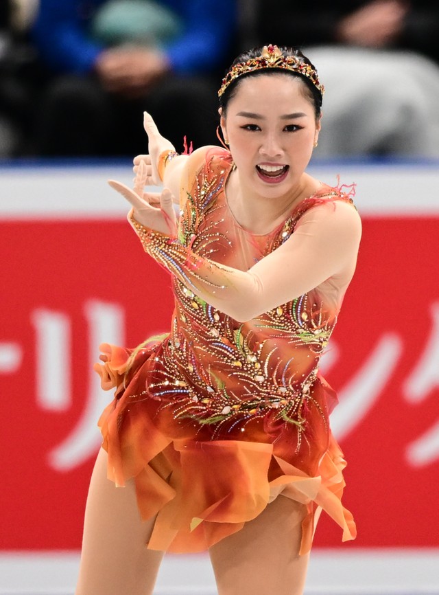 全日本フィギュアスケート選手権の女子フリーで演技をする樋口新葉