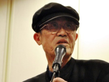早大闘争50年、「振り返る集い」歌を絶叫し回顧 歌人・福島泰樹さん